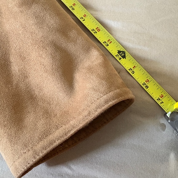 Ann Klein Women’s Tan Hooded Coat, Sherpa lined, used like new condition. - Picture 14 of 14